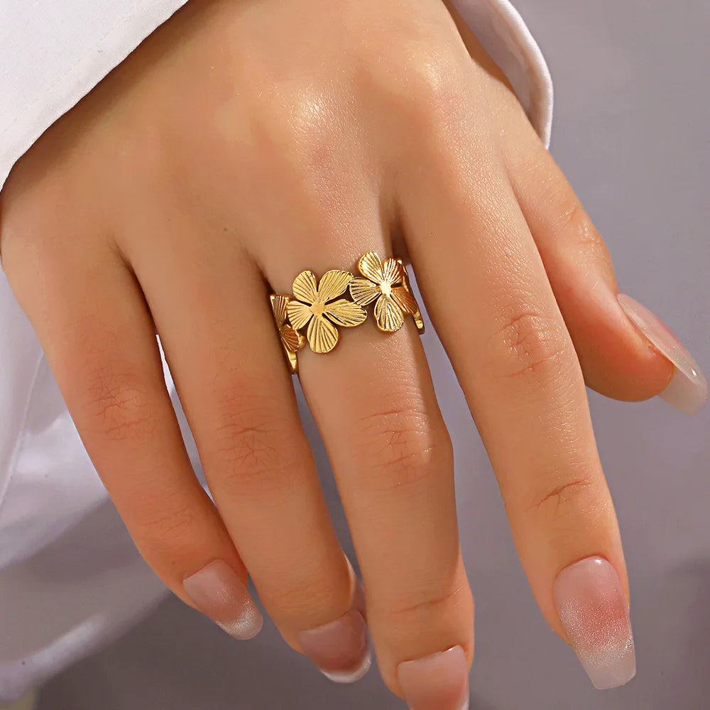 Bague pétale doré